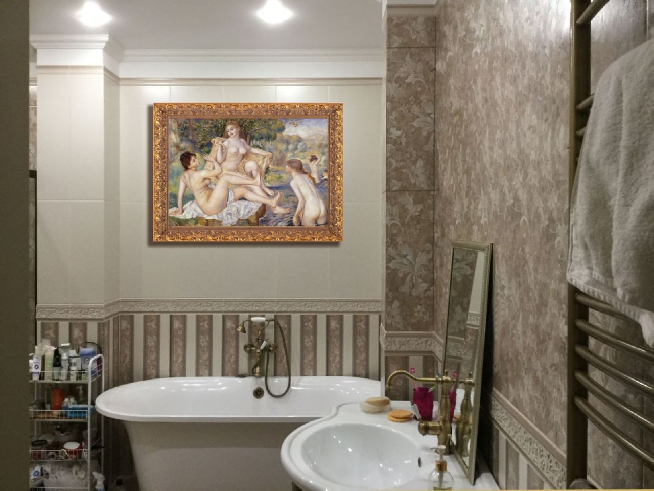 Декорирование интерьера ванной живописью